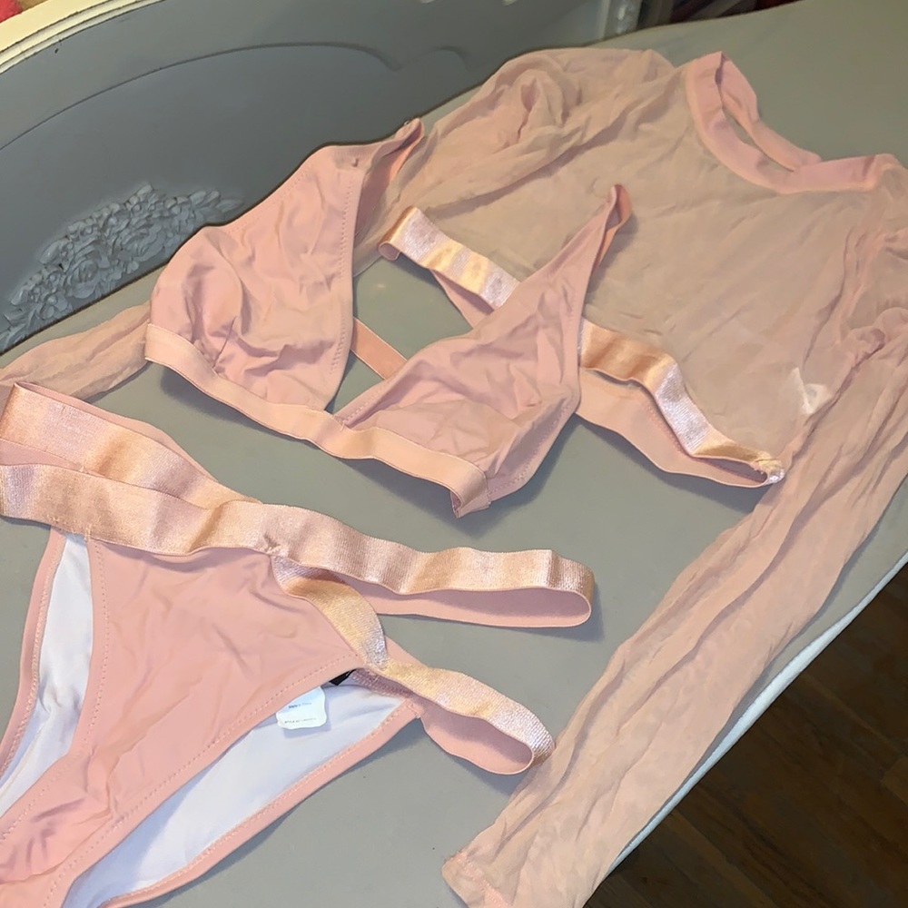 NEVER WORN - Misguided Mesh Bathing Suit Set